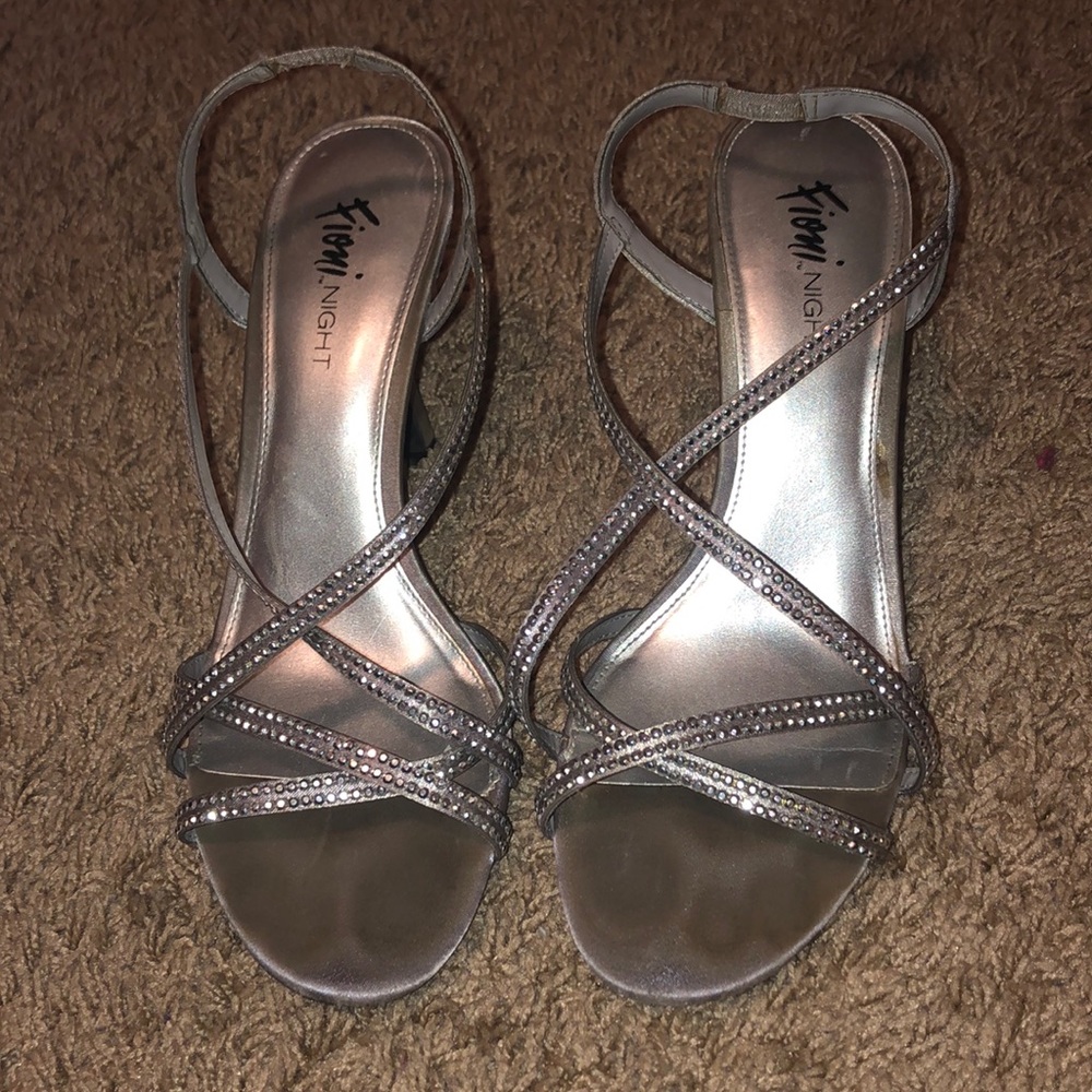 cute silver formal heels !!